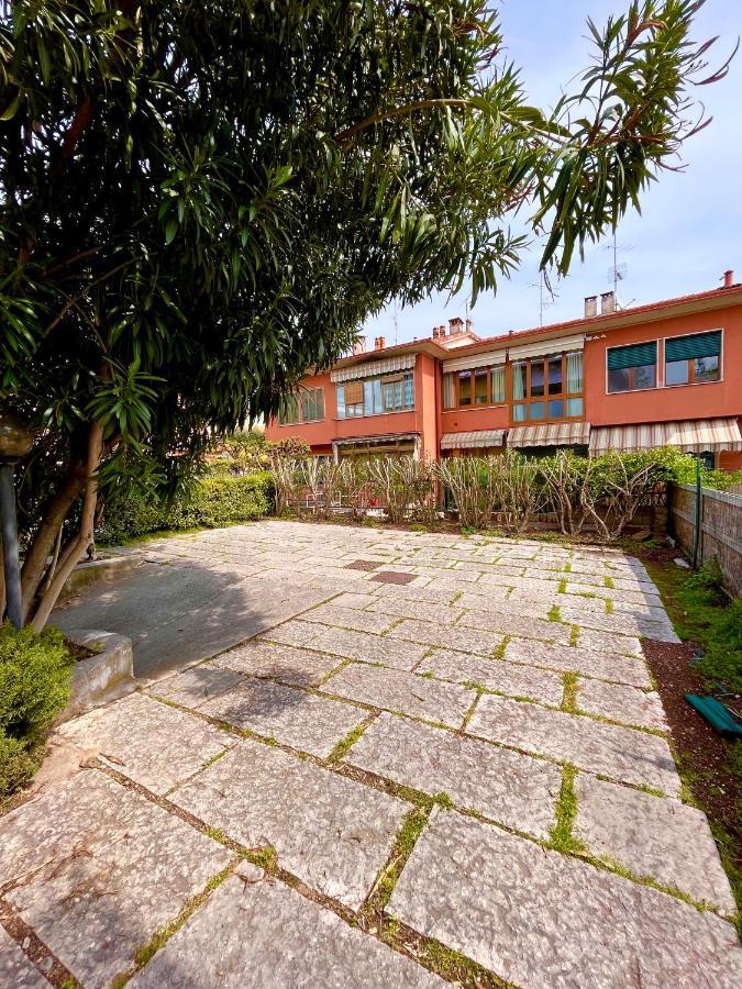 דסנזאנו דל גארדה Appartamenti Villa Lina מראה חיצוני תמונה
