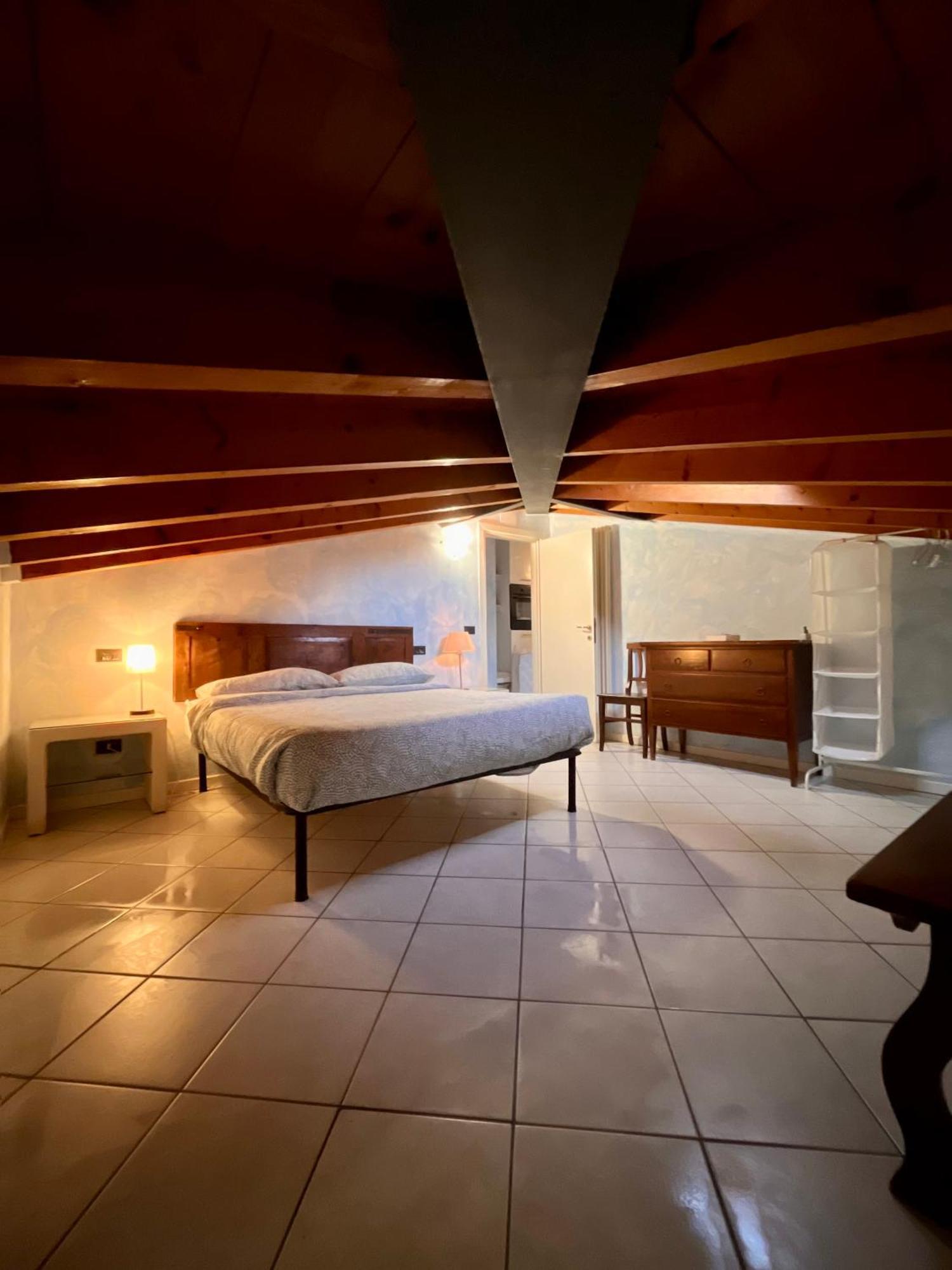 דסנזאנו דל גארדה Appartamenti Villa Lina מראה חיצוני תמונה