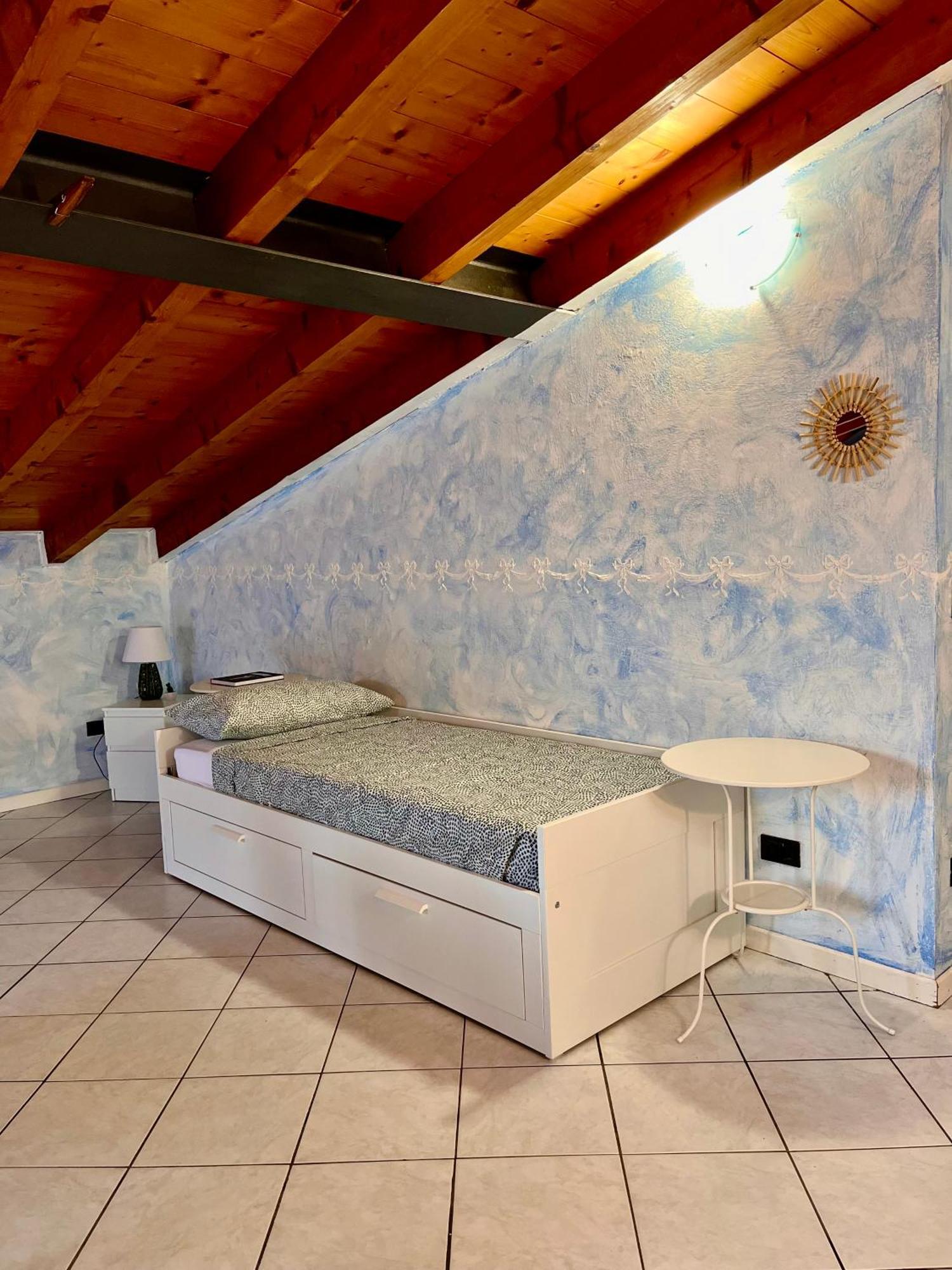 דסנזאנו דל גארדה Appartamenti Villa Lina מראה חיצוני תמונה
