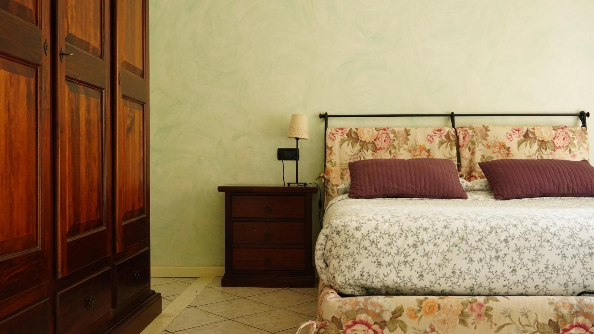 דסנזאנו דל גארדה Appartamenti Villa Lina מראה חיצוני תמונה